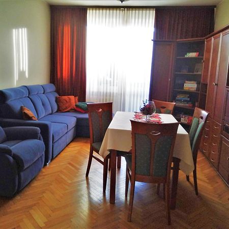 Centrum, 700M Do Plazy - 2 Sypialnie, Salon, Balkon, Bezplatny Parking, Gdynia Esterno foto
